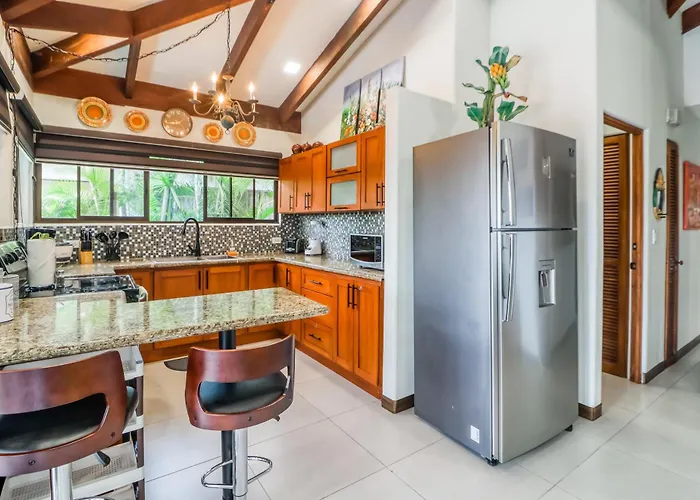 Pool & Access: 2-unit Base In Playa Hermana Villa Playa Hermosa (Guanacaste)