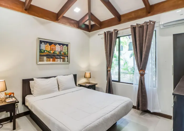 Pool & Access: 2-unit Base In Playa Hermana Villa *
